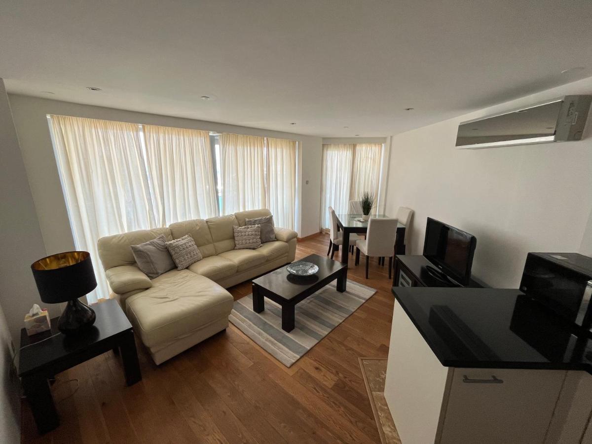 Ocean Village Lovely 2 Bedroom Apartment Gibraltar Eksteriør bilde